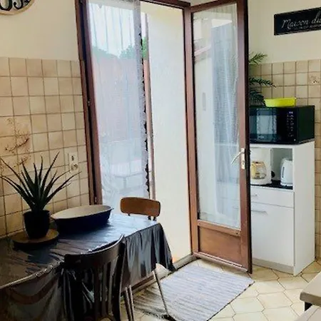 بيت للعطل Maison F3 A Avec Jardin, Terrasses Et Climatisation, Proche Centre-ville - Fr-1-703-96 Céret